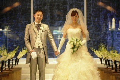 『二人カラーに染まった結婚式』